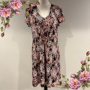 Notations‎ Pink and Black leaves print short sleeves stretchy Mini Dress